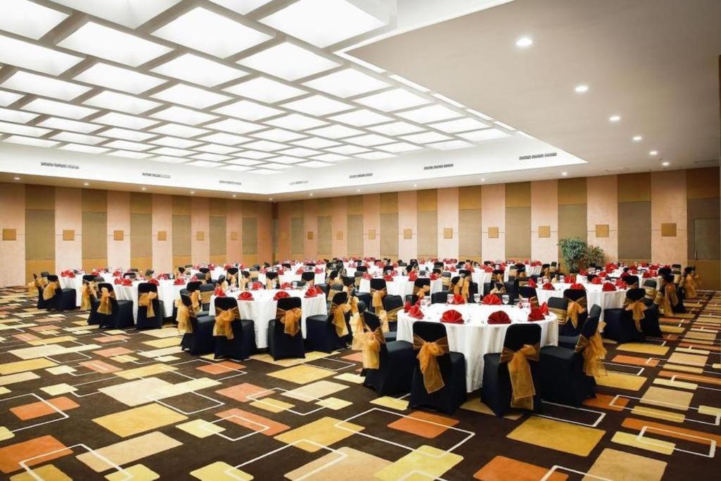 Lemo Hotel Serpong Tangerang Dış mekan fotoğraf