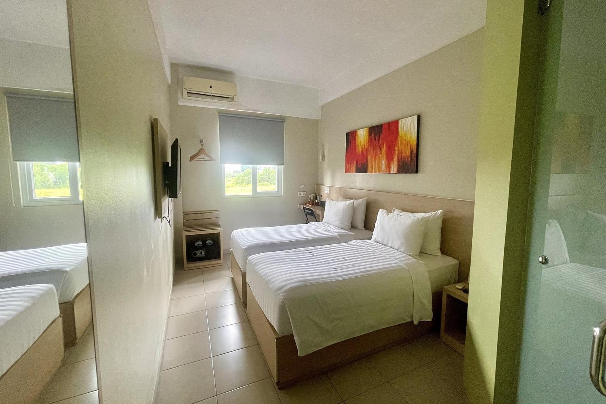 Lemo Hotel Serpong Tangerang Dış mekan fotoğraf