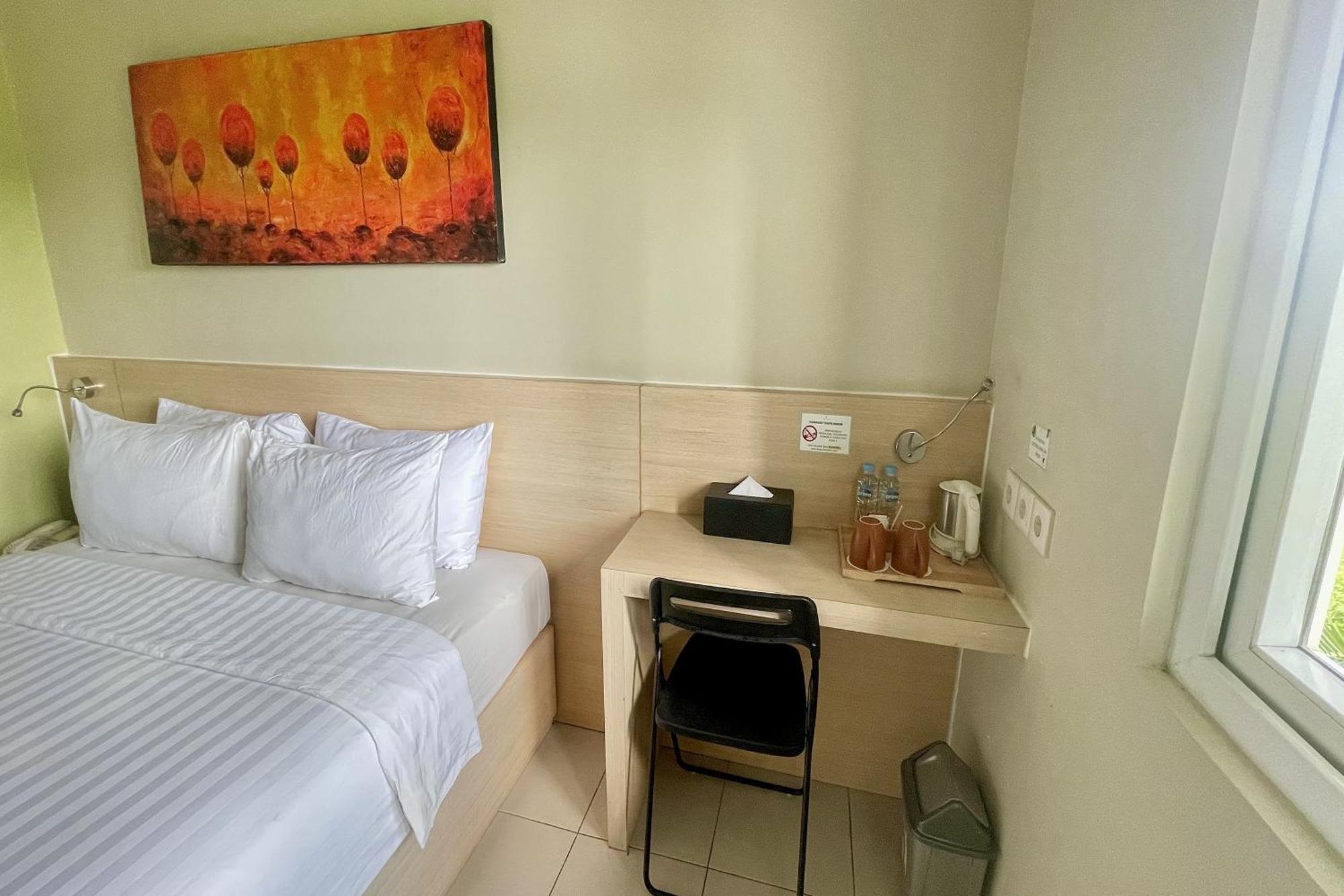 Lemo Hotel Serpong Tangerang Dış mekan fotoğraf