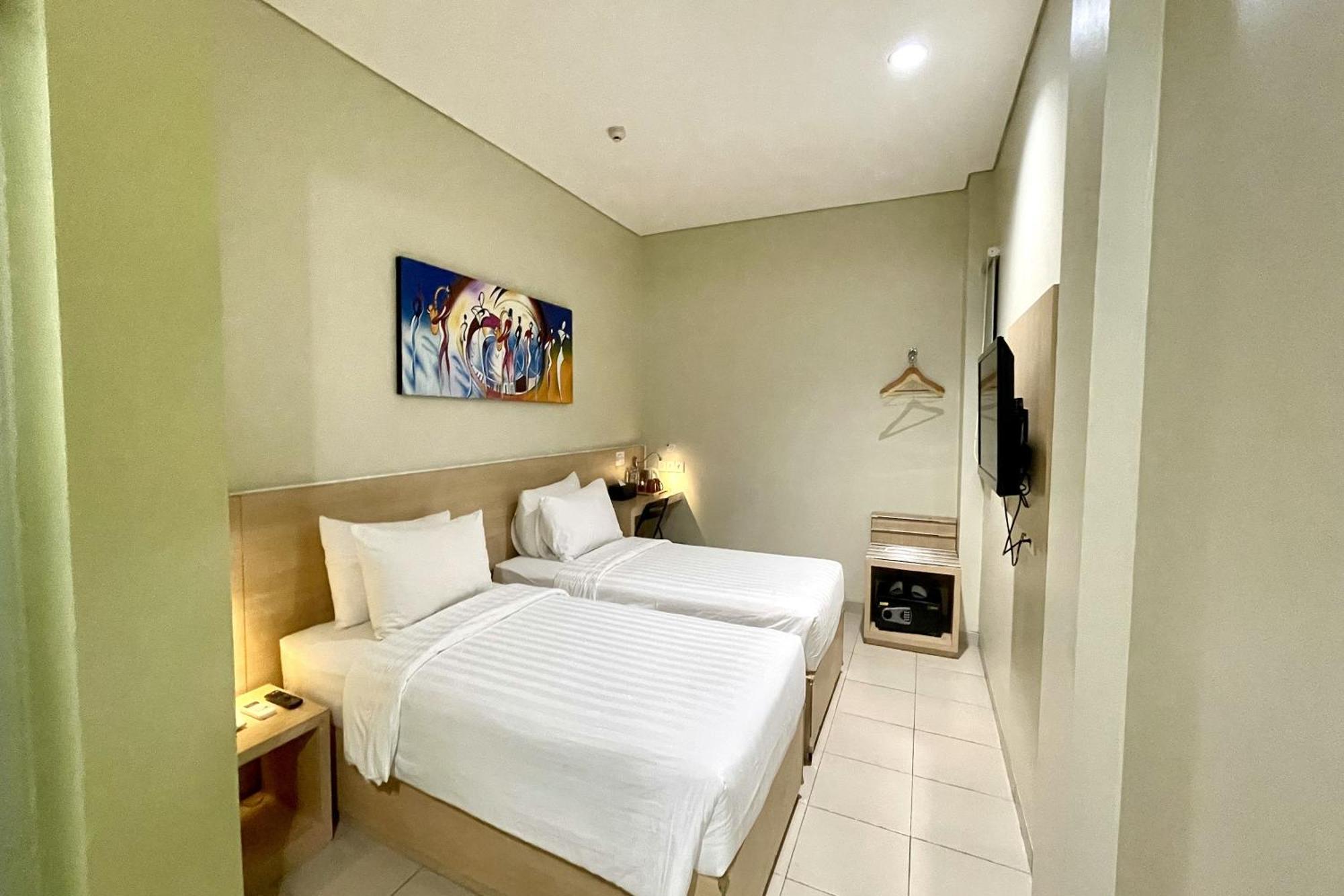 Lemo Hotel Serpong Tangerang Dış mekan fotoğraf