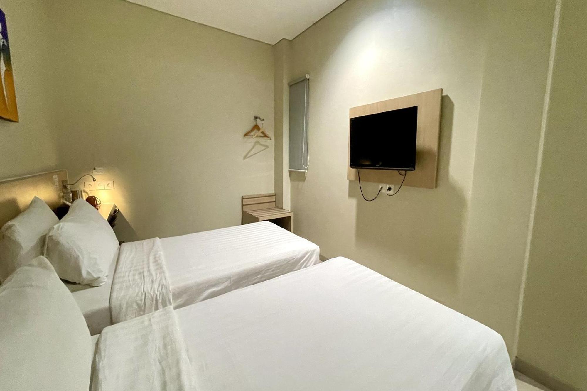 Lemo Hotel Serpong Tangerang Dış mekan fotoğraf