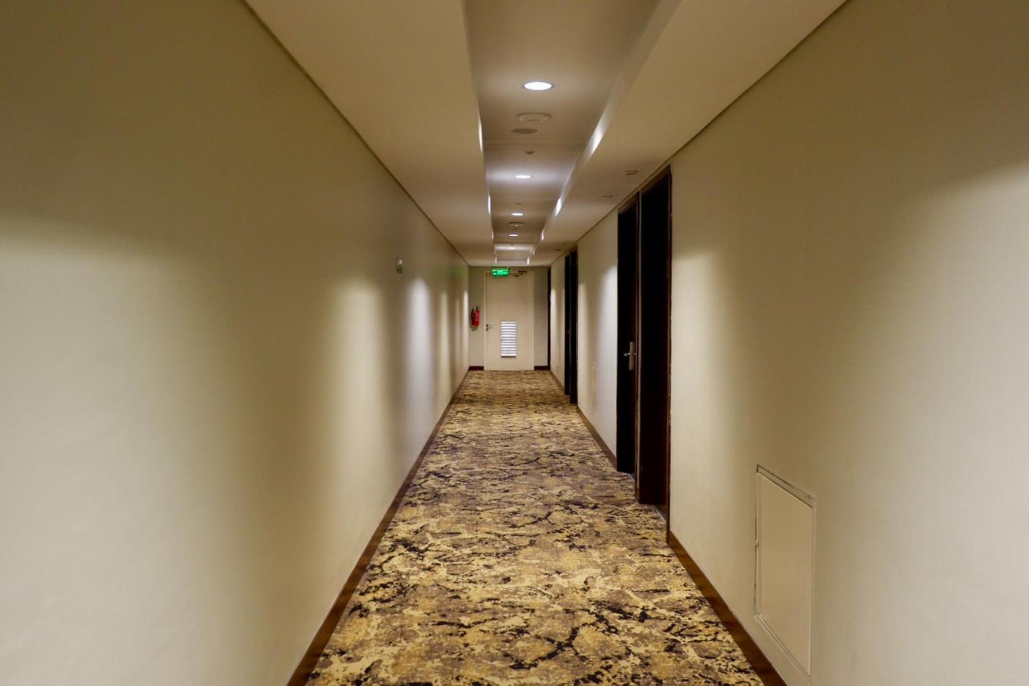 Lemo Hotel Serpong Tangerang Dış mekan fotoğraf